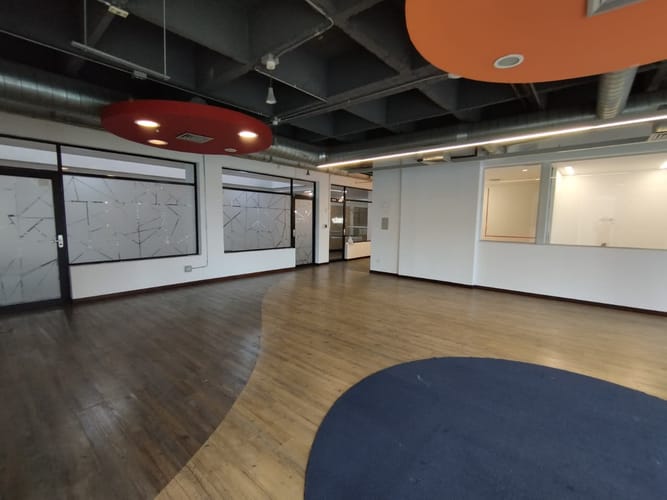 Local en arriendo en El Poblado, Medellín, 203 m² · foto 10 de 19