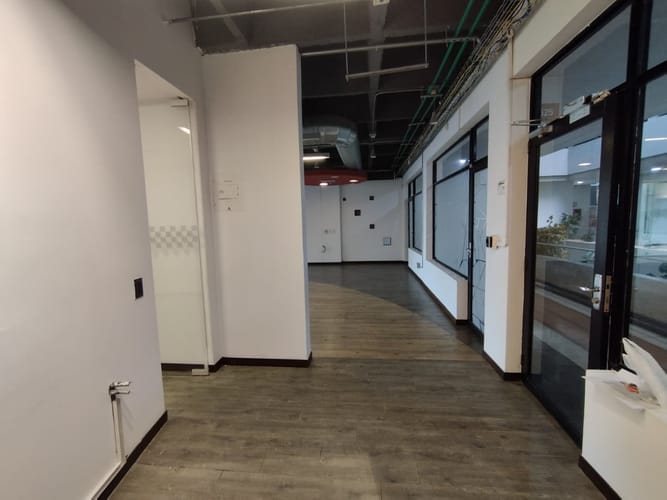 Local en arriendo en El Poblado, Medellín, 203 m² · foto 16 de 19