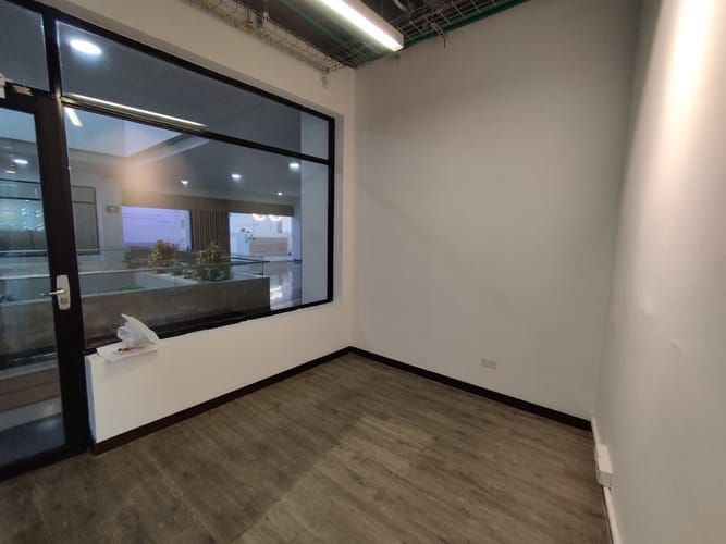 Local en arriendo en El Poblado, Medellín, 203 m² · foto 17 de 19