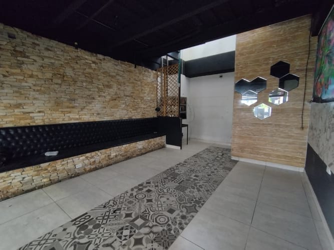 Local en arriendo en El Poblado, Medellín, 70 m² · foto 4 de 14