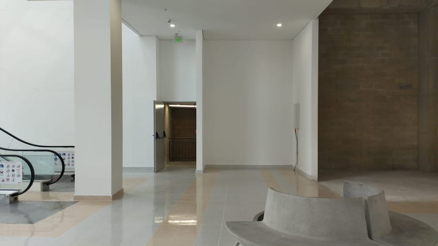 Local en arriendo en Laureles, Medellín, 10 m² · foto 6 de 10
