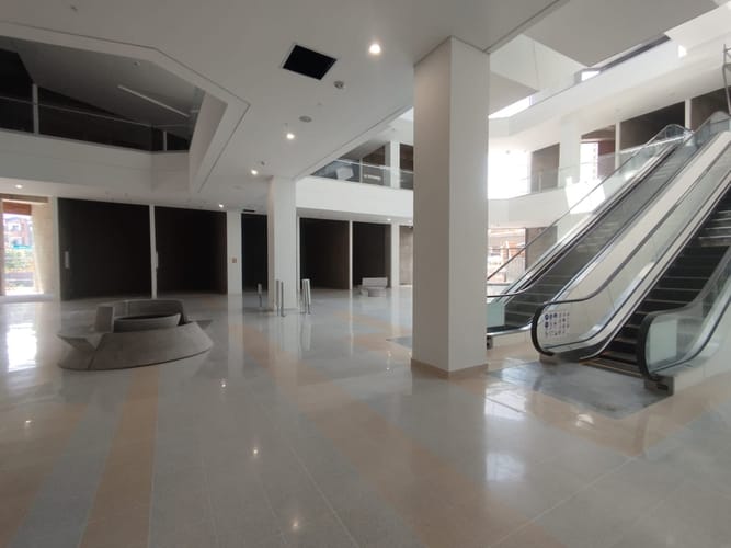 Local en arriendo en Laureles, Medellín, 10 m² · foto 7 de 10