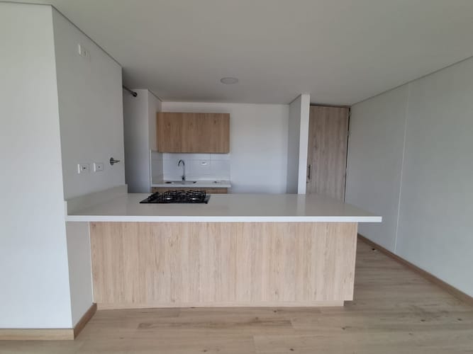 Apartamento de 2 alcobas en arriendo en Rionegro, 78 m² · foto 2 de 13