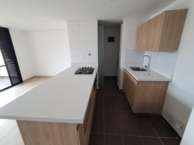 Apartamento de 2 alcobas en arriendo en Rionegro, 78 m² · foto 3 de 13