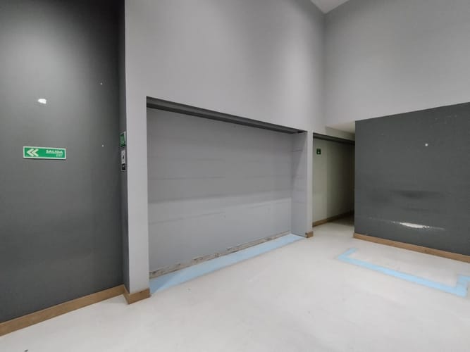 Local en arriendo en El Poblado, Medellín, 71 m² · foto 2 de 15