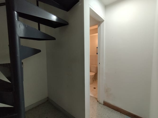 Local en arriendo en El Poblado, Medellín, 71 m² · foto 9 de 15