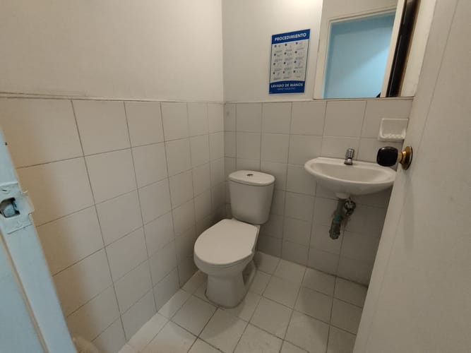Local en arriendo en El Poblado, Medellín, 71 m² · foto 10 de 15