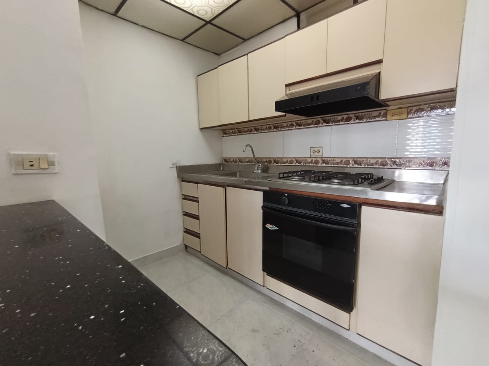 Apartaestudio en arriendo en La Castellana, Medellín