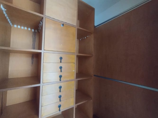 Apartamento de 4 alcobas en arriendo en Las Lomas, Medellín, 260 m² · foto 15 de 20
