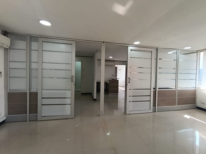 Oficina en arriendo en Laureles, Medellín, 52 m² · foto 10 de 13