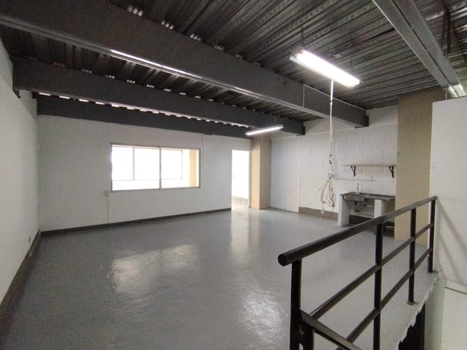 Local en arriendo en Laureles, Medellín, 153 m² · foto 7 de 9