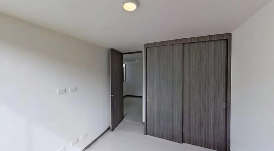 Apartamento de 3 alcobas en venta en El Chingui, Envigado, 86 m² · foto 6 de 17