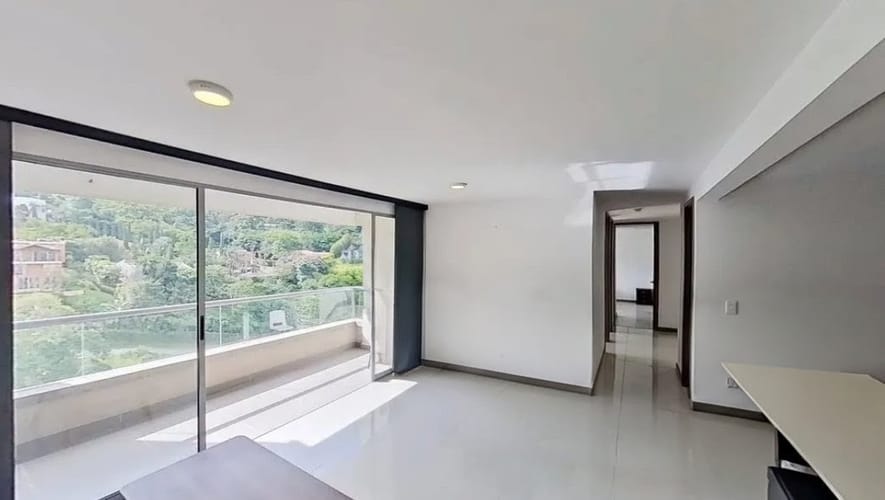 Apartamento de 3 alcobas en venta en El Chingui, Envigado, 86 m² · foto 2 de 17