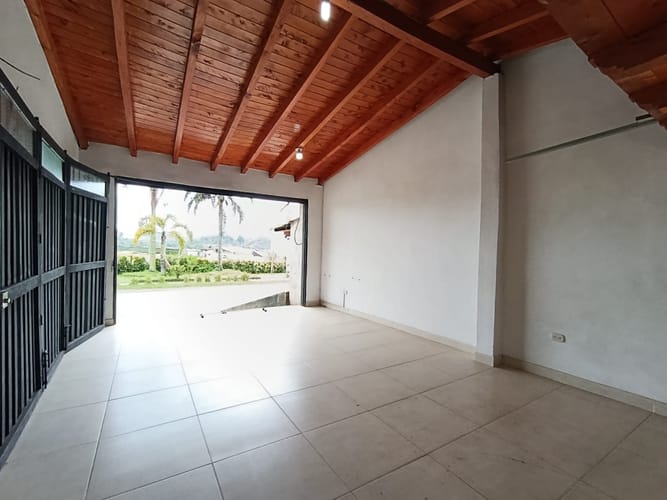 Local en arriendo en El Carmen De Viboral, El Carmen de Viboral, 36 m² · foto 6 de 11