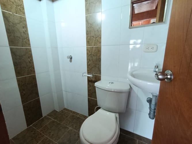 Local en arriendo en El Carmen De Viboral, El Carmen de Viboral, 36 m² · foto 9 de 11