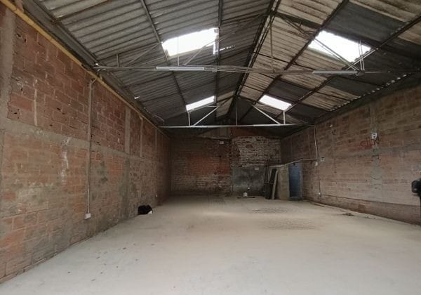 Bodega en arriendo en Belén, Medellín, 150 m² · foto 2 de 11