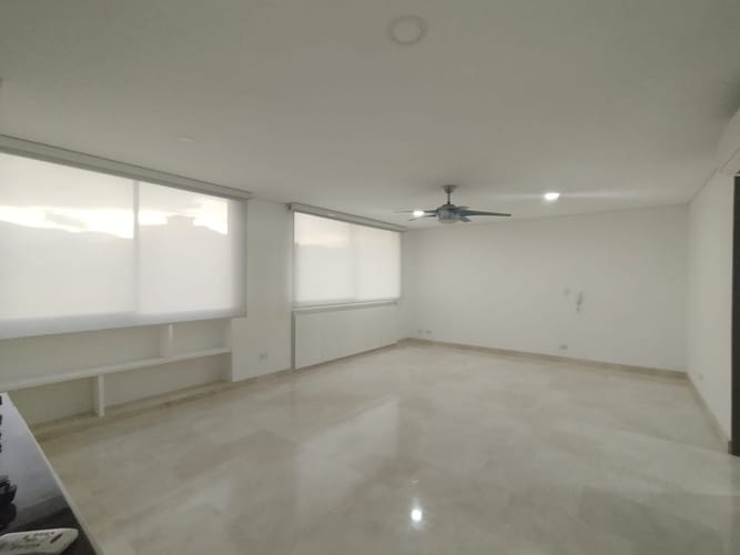 Apartamento de 1 alcoba en arriendo en El Poblado, Medellín, 105 m² · foto 8 de 13