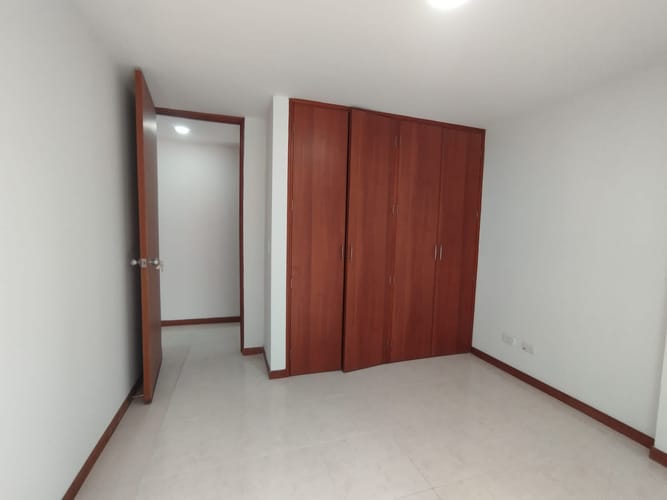 Apartamento de 3 alcobas en arriendo en El Poblado, Medellín, 115 m² · foto 15 de 20