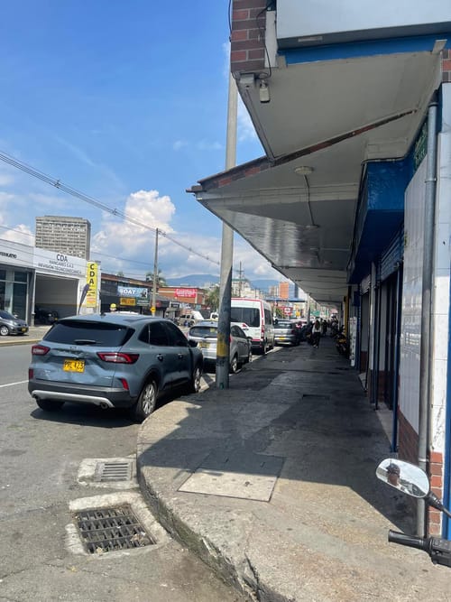 Bodega en arriendo en Colon, Medellín, 125 m² · foto 11 de 11