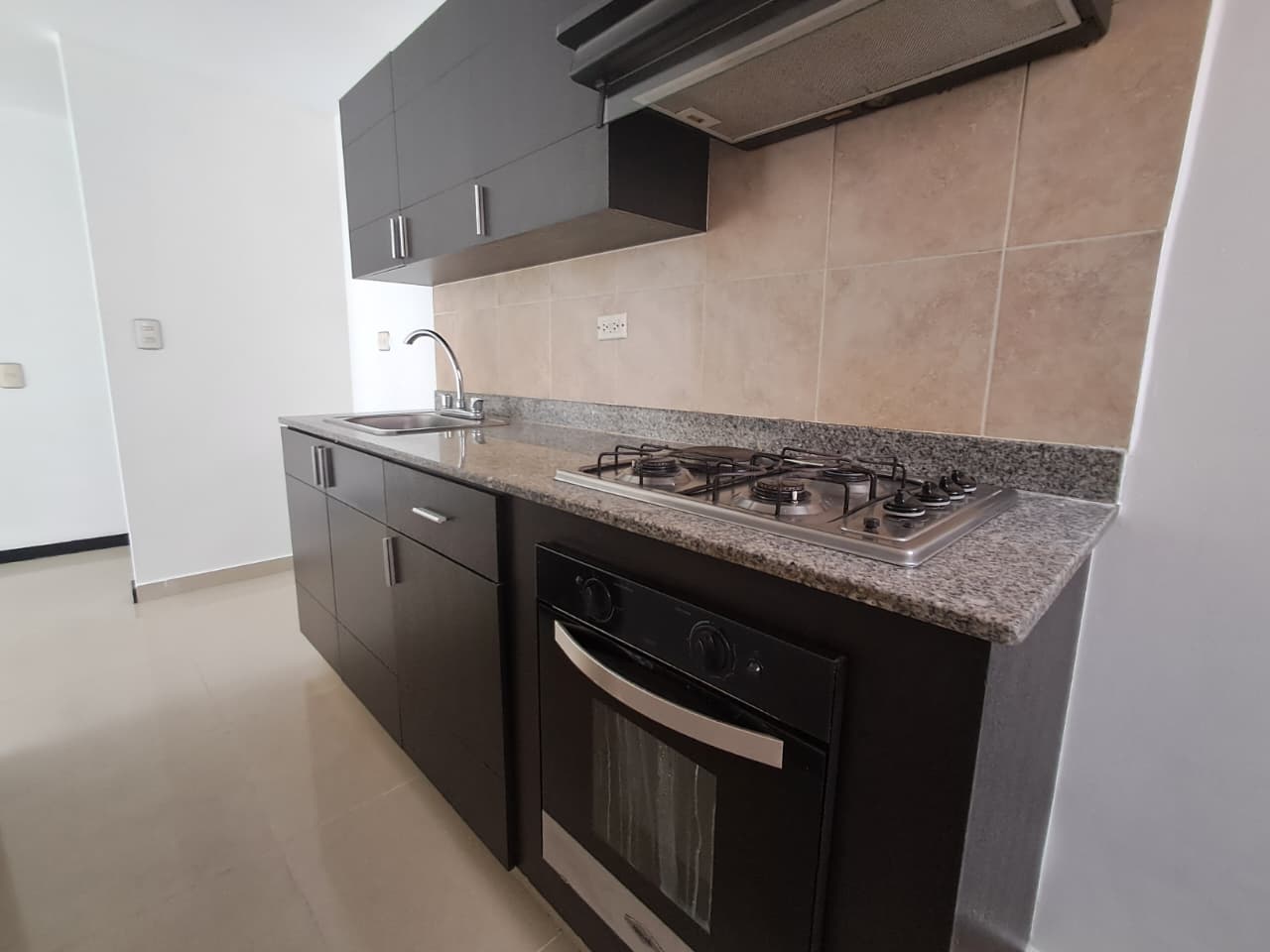 Apartamento en arriendo en El Poblado, Medellín · foto 8 de 20