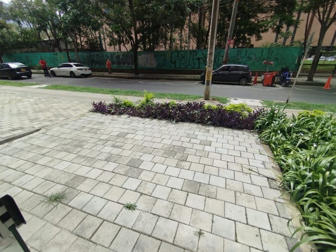 Local en arriendo en El Poblado, Medellín, 20 m² · foto 10 de 10