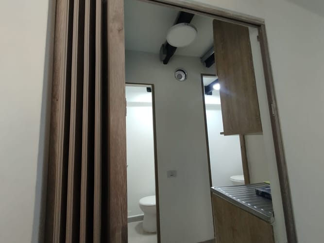 Local en arriendo en El Poblado, Medellín, 16 m² · foto 7 de 9