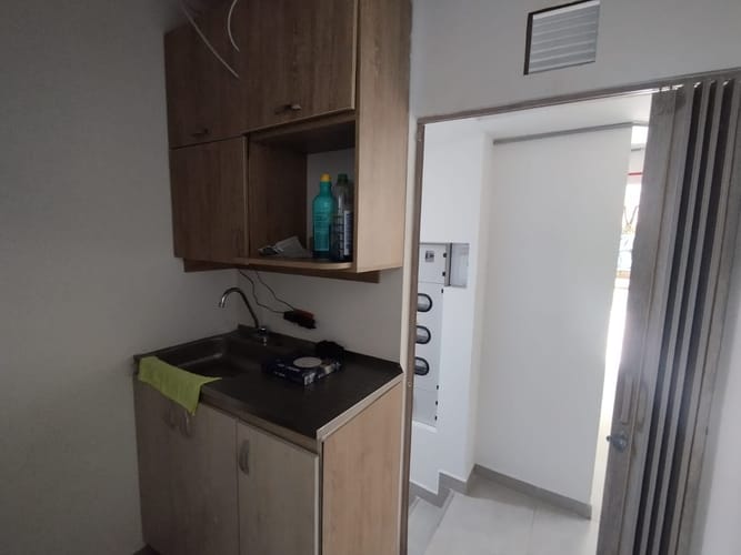 Local en arriendo en El Poblado, Medellín, 16 m² · foto 9 de 9
