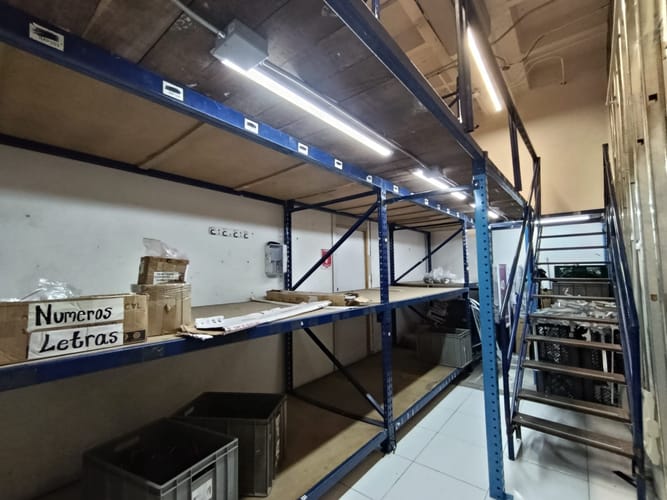Local en arriendo en Cristo Rey, Medellín, 311 m² · foto 9 de 9