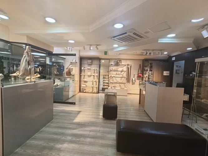 Local en arriendo en Laureles, Medellín, 60 m² · foto 4 de 10