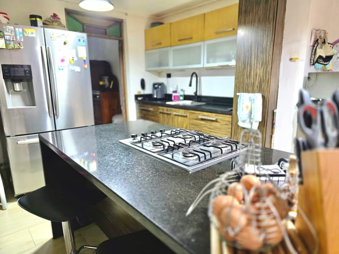 Apartamento de 4 alcobas en venta en San Lucas, Medellín, 226 m² · foto 10 de 15