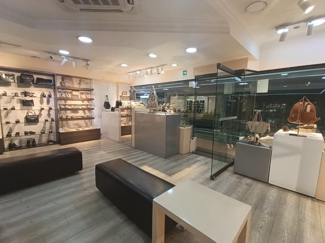 Local en arriendo en Laureles, Medellín, 60 m² · foto 5 de 10