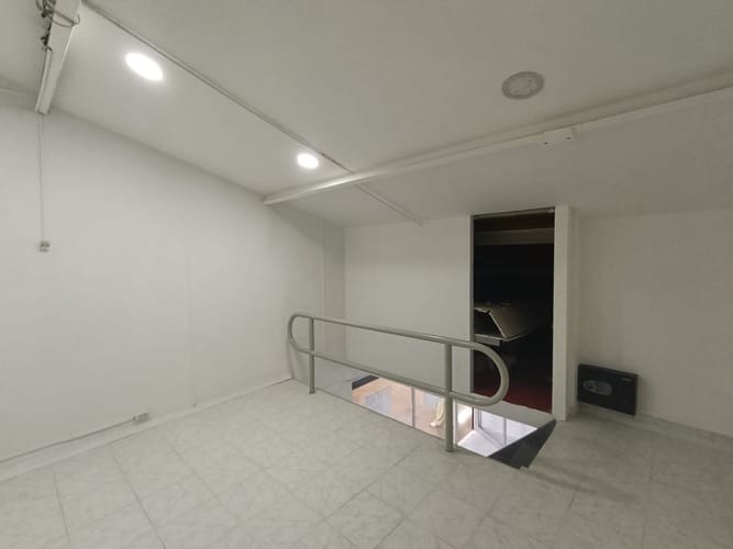 Local en arriendo en La Candelaria, Medellín, 31 m² · foto 7 de 11