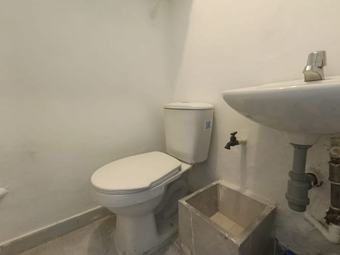 Local en arriendo en La Candelaria, Medellín, 31 m² · foto 11 de 11