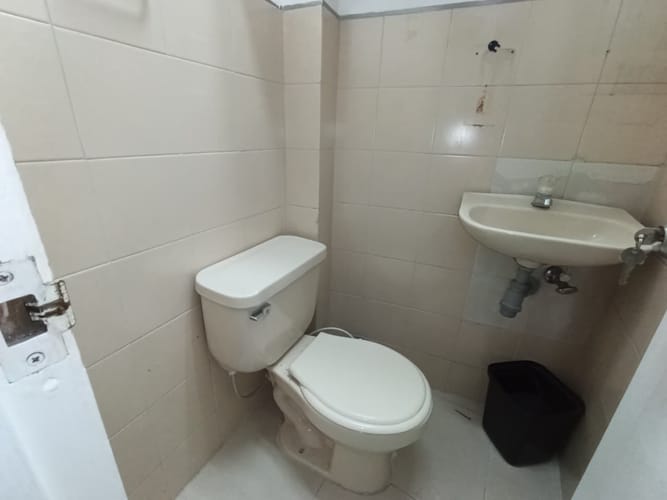 Local en arriendo en Cristo Rey, Medellín, 96 m² · foto 11 de 16