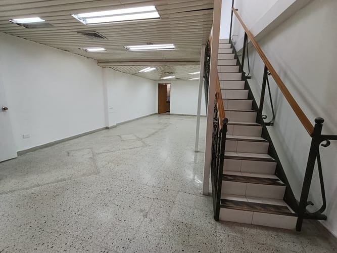 Local en arriendo en Cristo Rey, Medellín, 96 m² · foto 13 de 16
