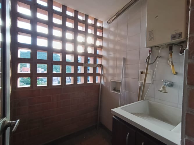 Apartamento de 3 alcobas en arriendo en Loma De La Doctora, Sabaneta, 90 m² · foto 4 de 20