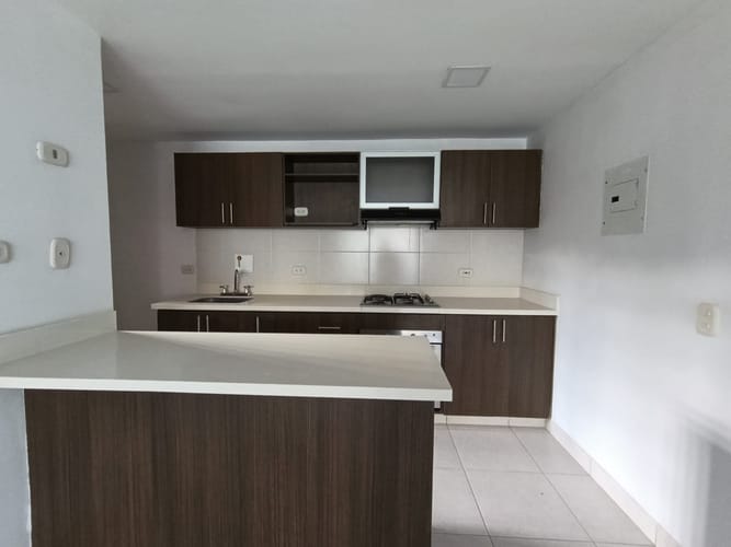 Apartamento de 3 alcobas en arriendo en Loma De La Doctora, Sabaneta, 90 m² · foto 6 de 20