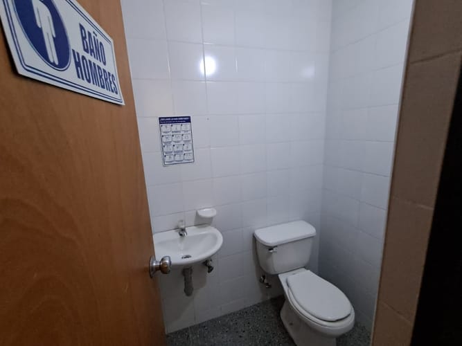 Local en arriendo en Guayabal, Medellín, 178 m² · foto 3 de 14