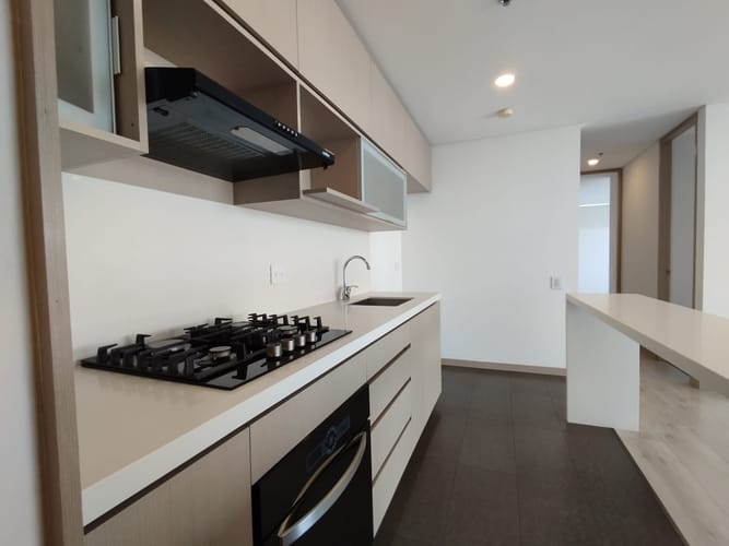 Apartamento de 2 alcobas en arriendo en El Poblado, Medellín, 80 m² · foto 5 de 15