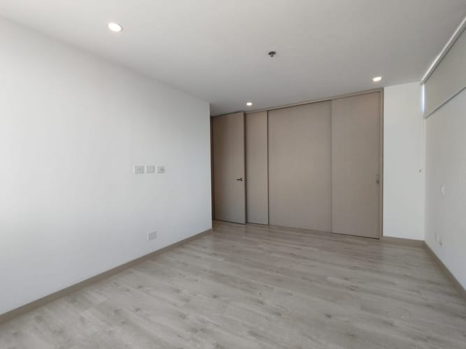 Apartamento de 2 alcobas en arriendo en El Poblado, Medellín, 80 m² · foto 12 de 15