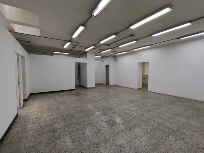 Local en arriendo en La Candelaria, Medellín, 203 m² · foto 7 de 14