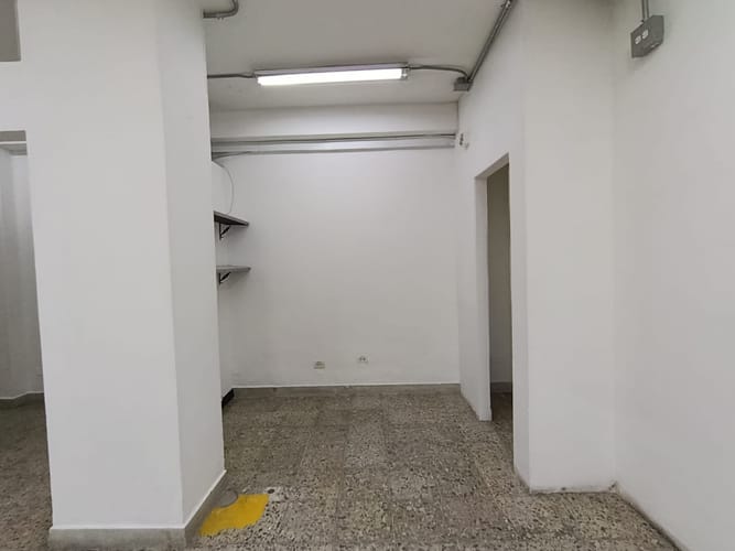 Local en arriendo en La Candelaria, Medellín, 203 m² · foto 11 de 14