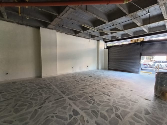 Local en arriendo en Camino Verde, Envigado, 150 m² · foto 3 de 8