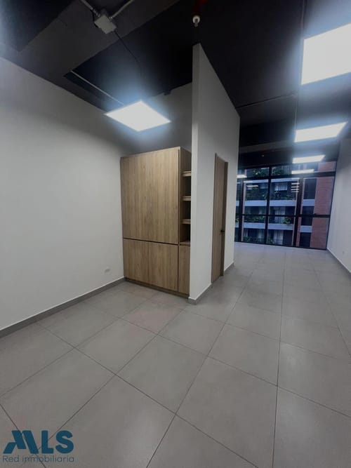 Oficina en arriendo en Vía Las Palmas, Envigado, 35 m² · foto 6 de 8