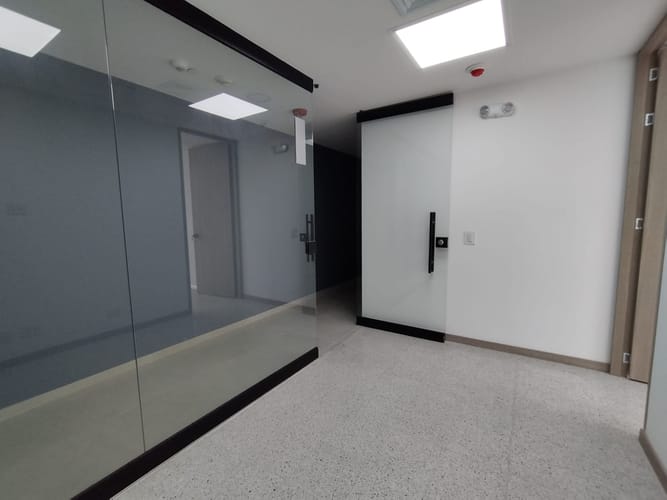 Consultorio en arriendo en San Diego, Medellín, 28 m² · foto 3 de 12