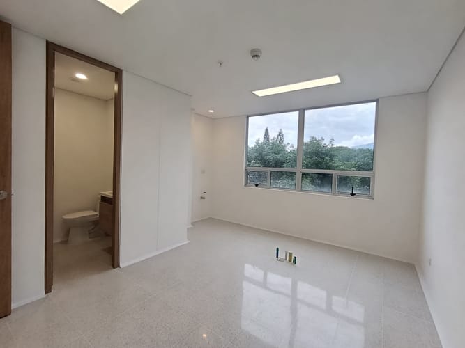 Consultorio en arriendo en Laureles, Medellín, 28 m² · foto 2 de 10