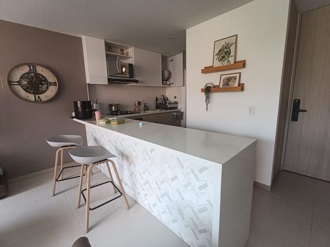 Apartamento de 2 alcobas en arriendo en Loma Del Escobero, Envigado, 82 m² · foto 11 de 13