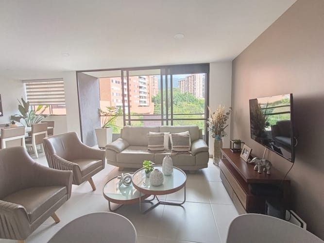 Apartamento de 2 alcobas en arriendo en Loma Del Escobero, Envigado, 82 m² · foto 13 de 13