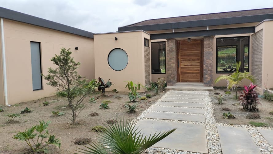Finca en arriendo en Guarne, 350 m² · foto 2 de 20