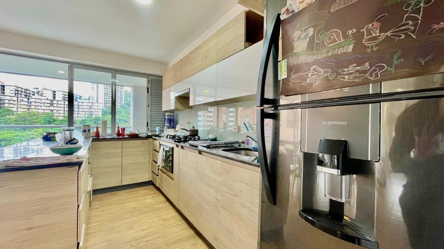 Apartamento de 3 alcobas en arriendo en El Poblado, Medellín, 95 m² · foto 3 de 20